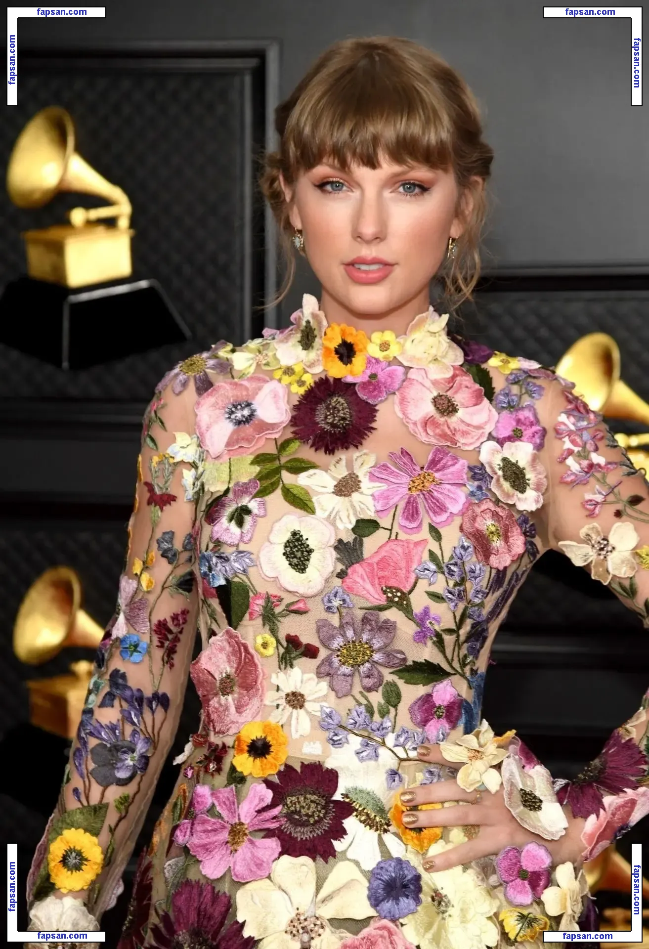 Taylor Swift голая фото #1092 с Онлифанс