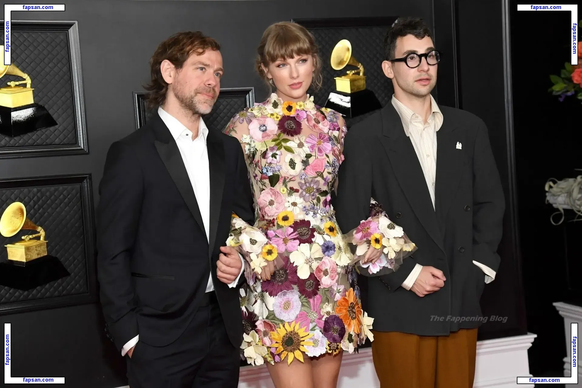 Taylor Swift голая фото #1104 с Онлифанс