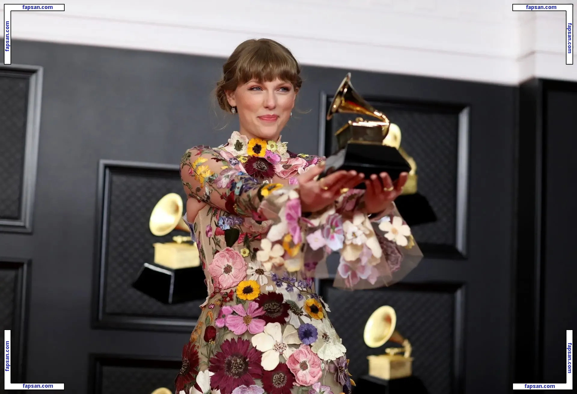 Taylor Swift голая фото #1117 с Онлифанс