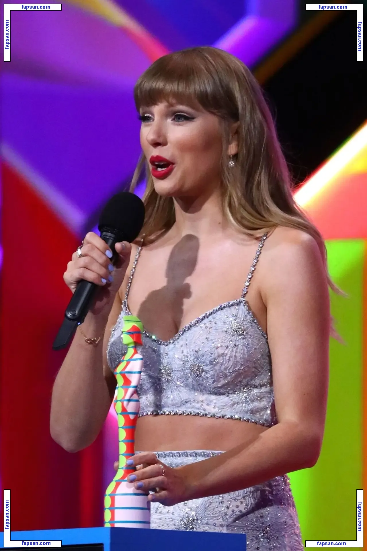 Taylor Swift голая фото #1338 с Онлифанс