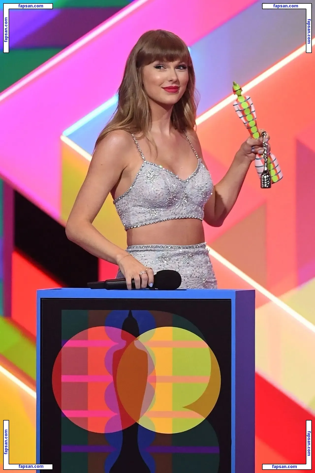 Taylor Swift голая фото #1389 с Онлифанс