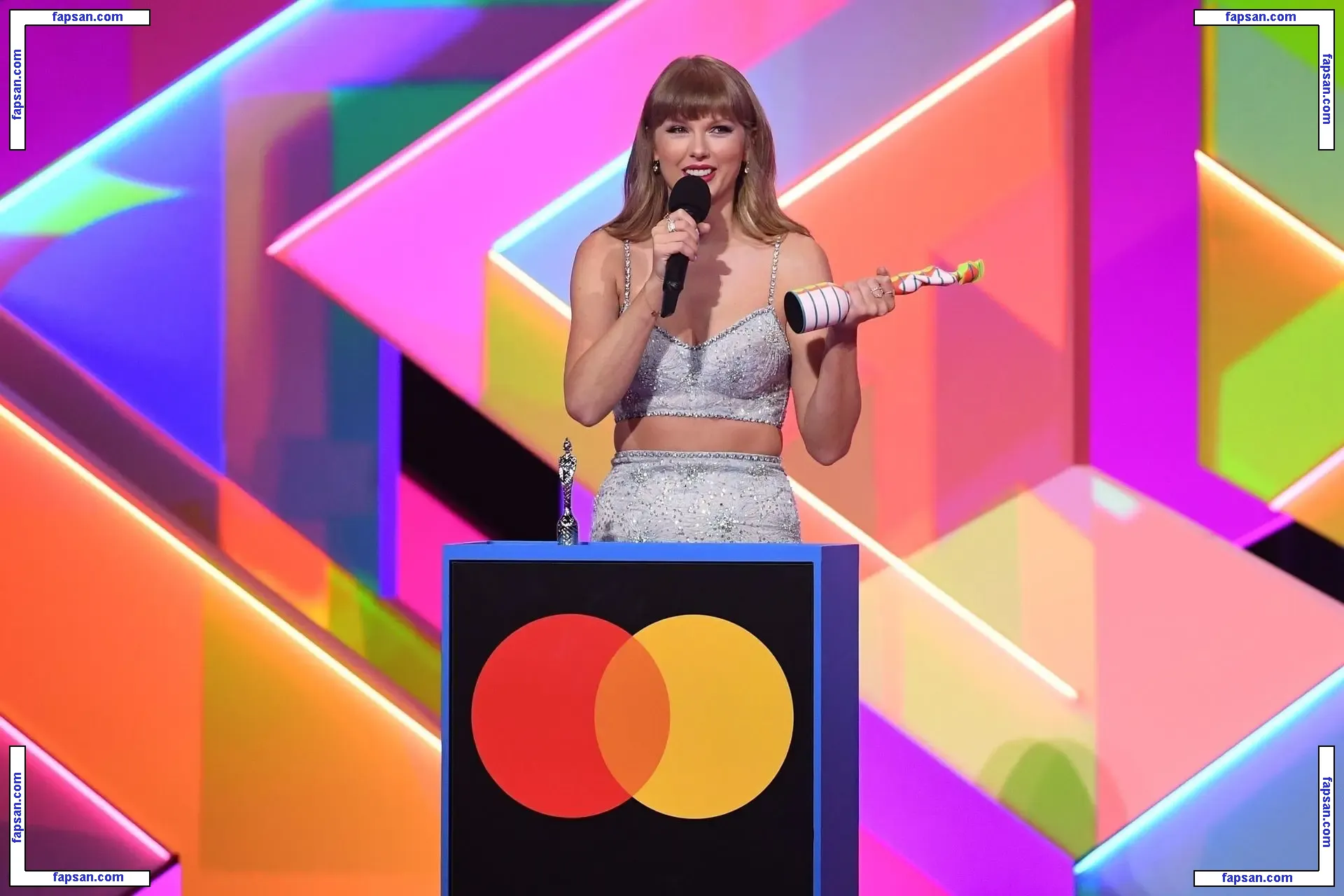 Taylor Swift голая фото #1404 с Онлифанс