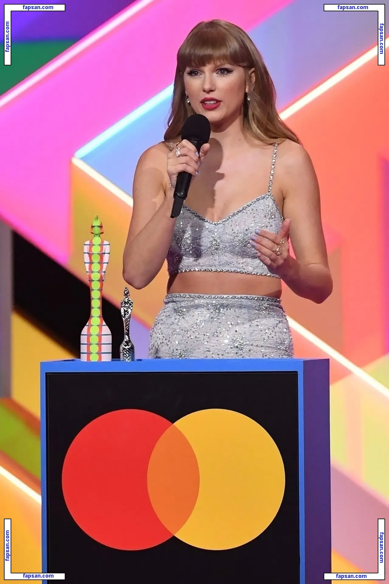 Taylor Swift голая фото #1424 с Онлифанс