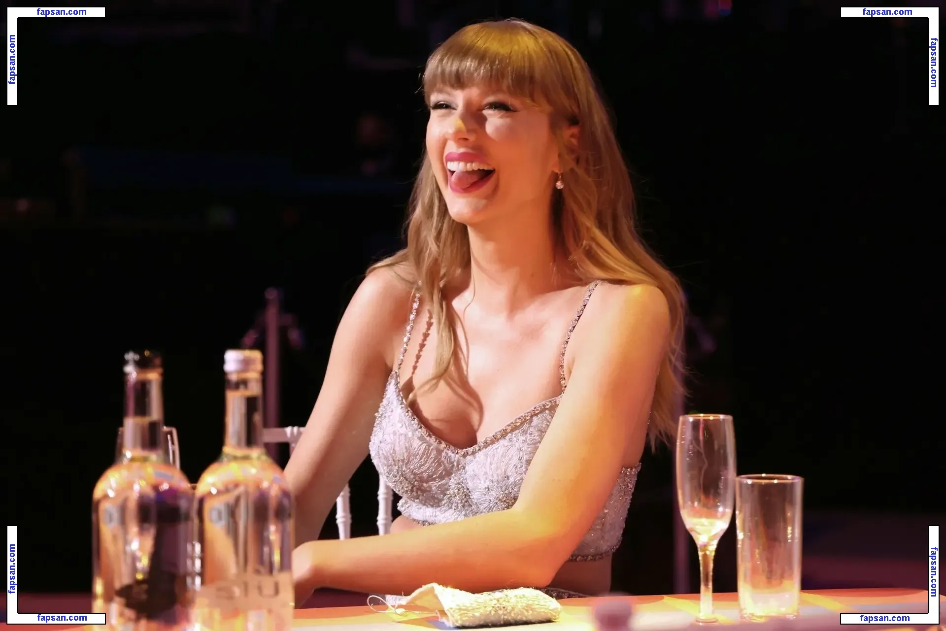 Taylor Swift голая фото #1442 с Онлифанс