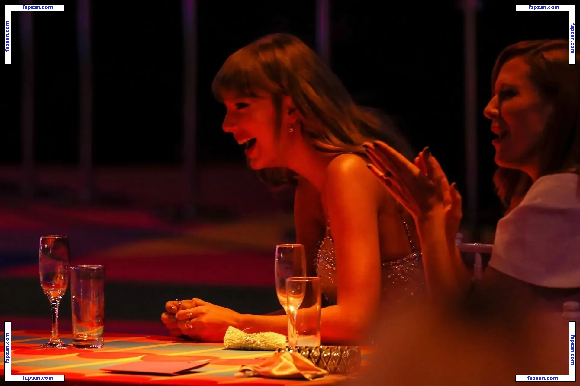 Taylor Swift голая фото #1447 с Онлифанс