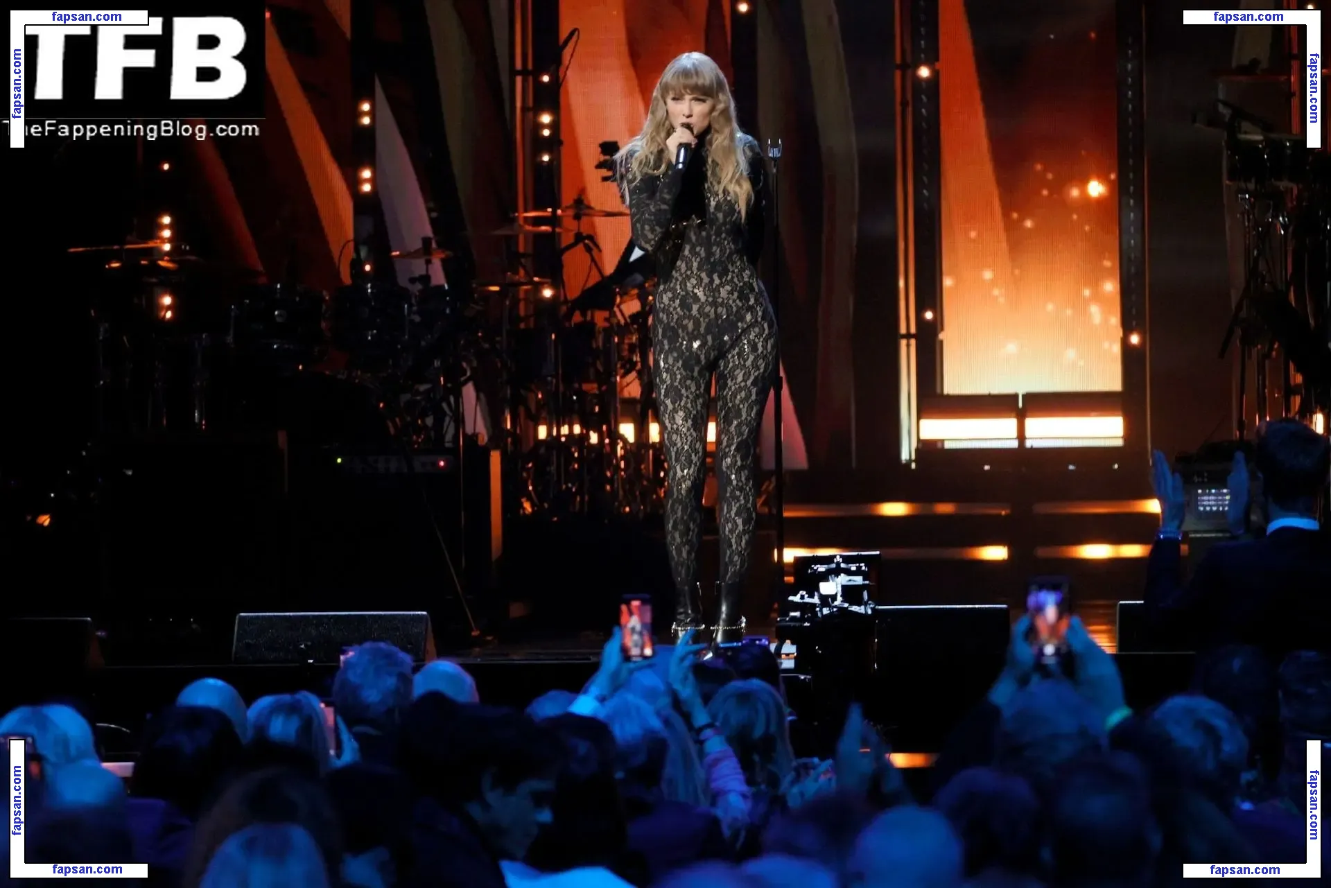 Taylor Swift голая фото #1488 с Онлифанс