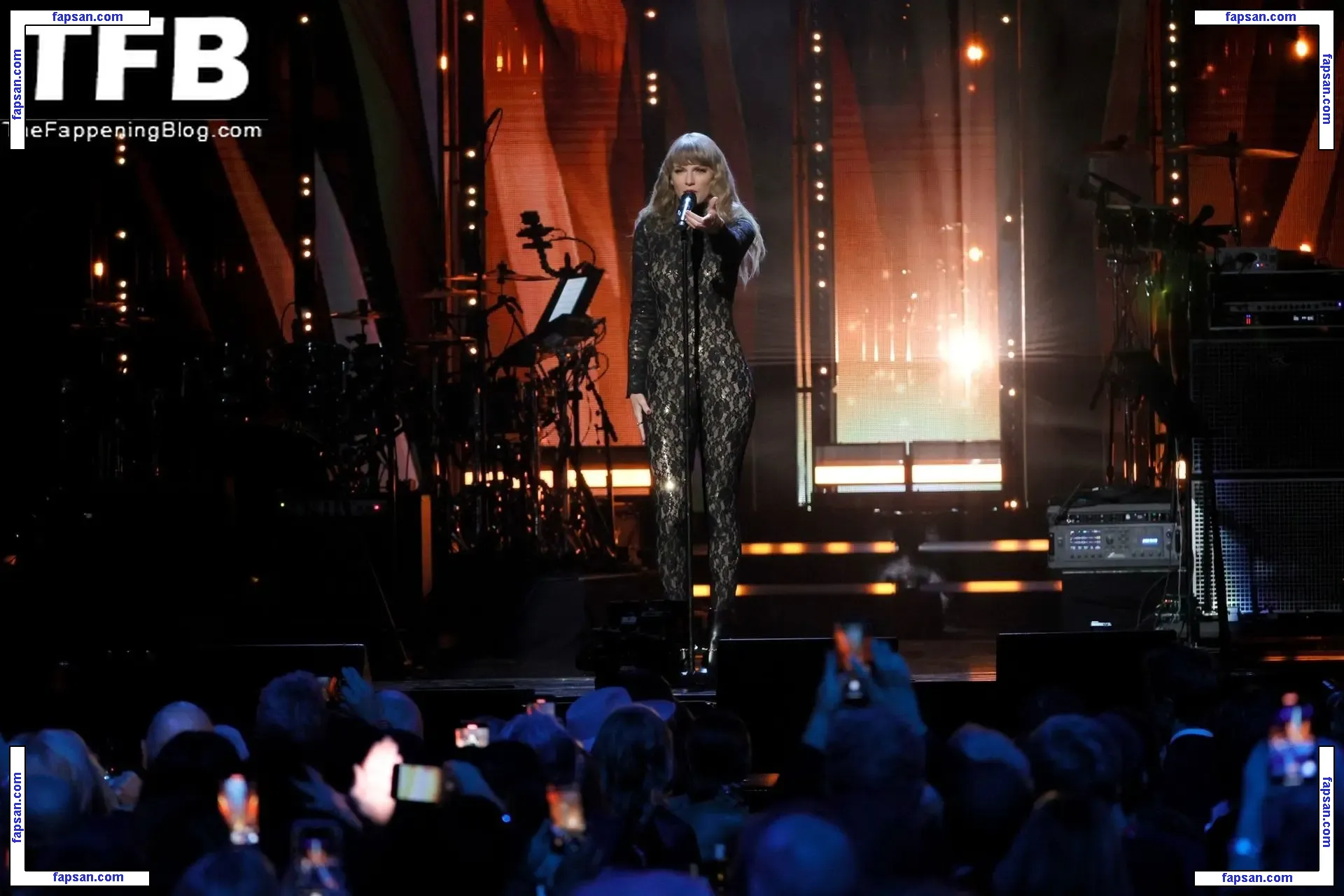 Taylor Swift голая фото #1490 с Онлифанс