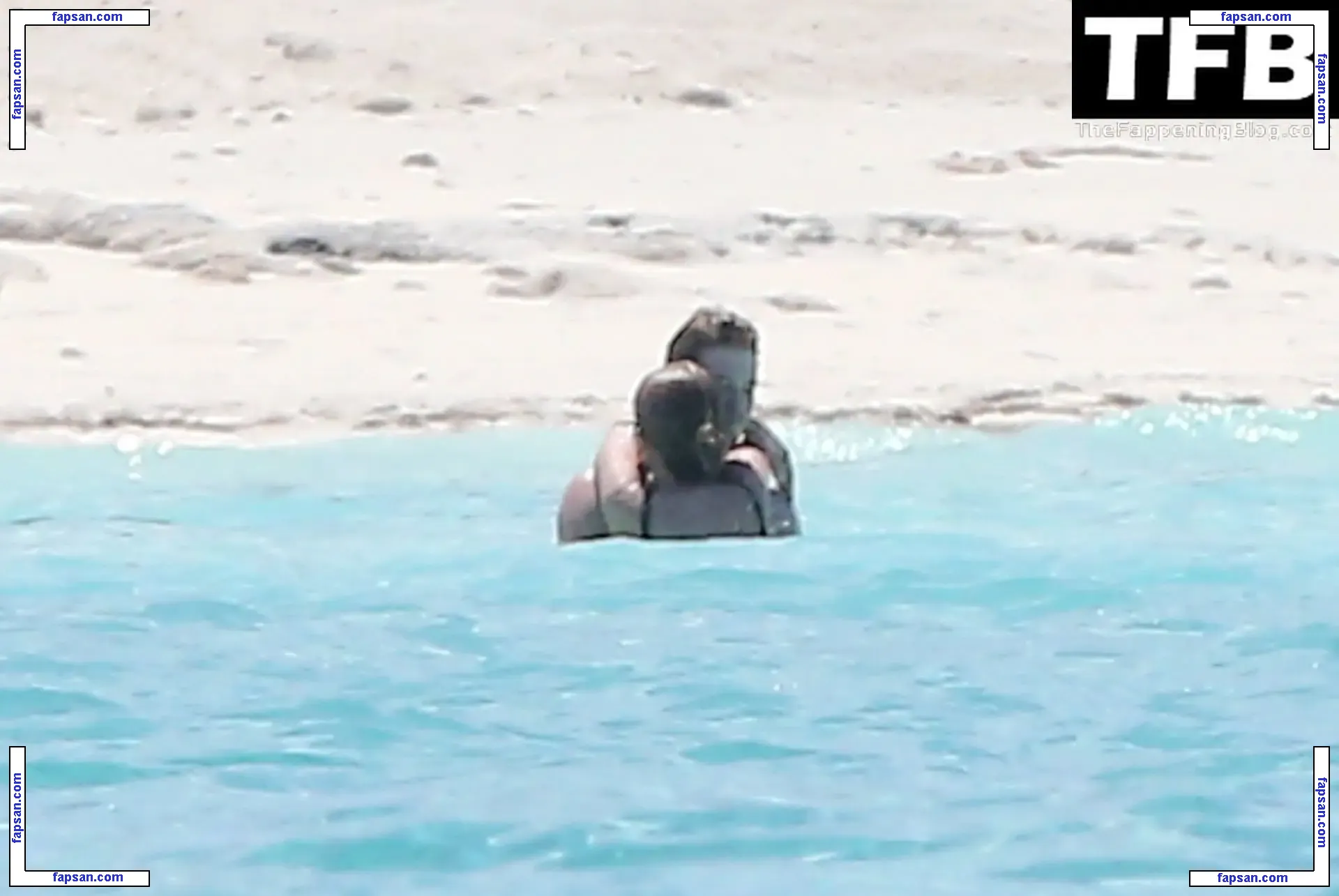 Taylor Swift голая фото #1744 с Онлифанс