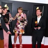 Taylor Swift голая #1109