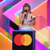 Taylor Swift голая #1404