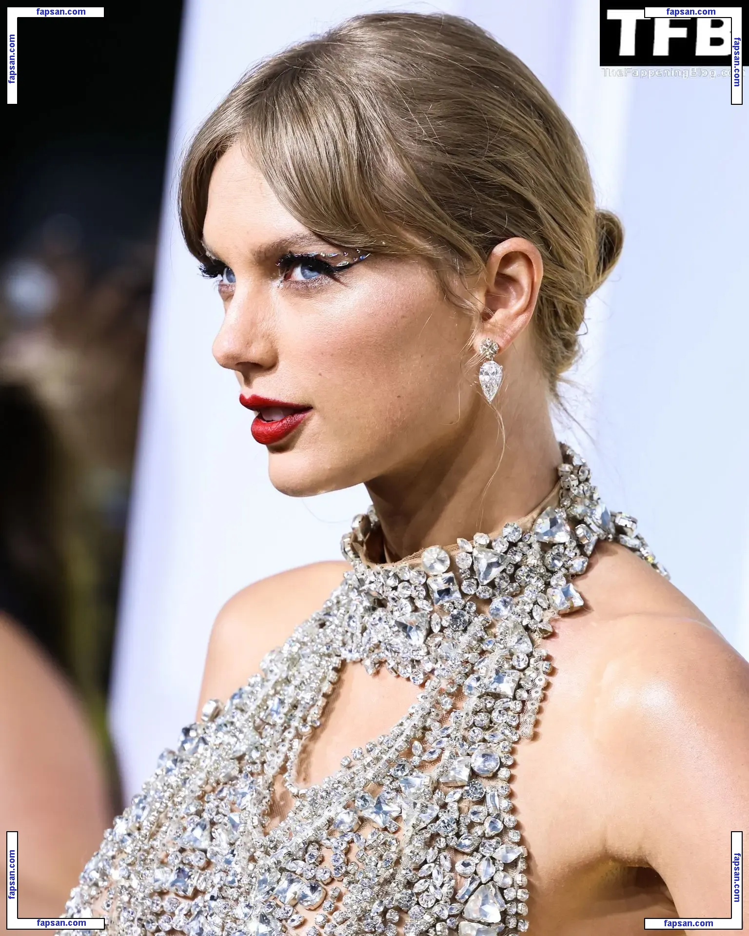 Taylor Swift голая фото #2050 с Онлифанс