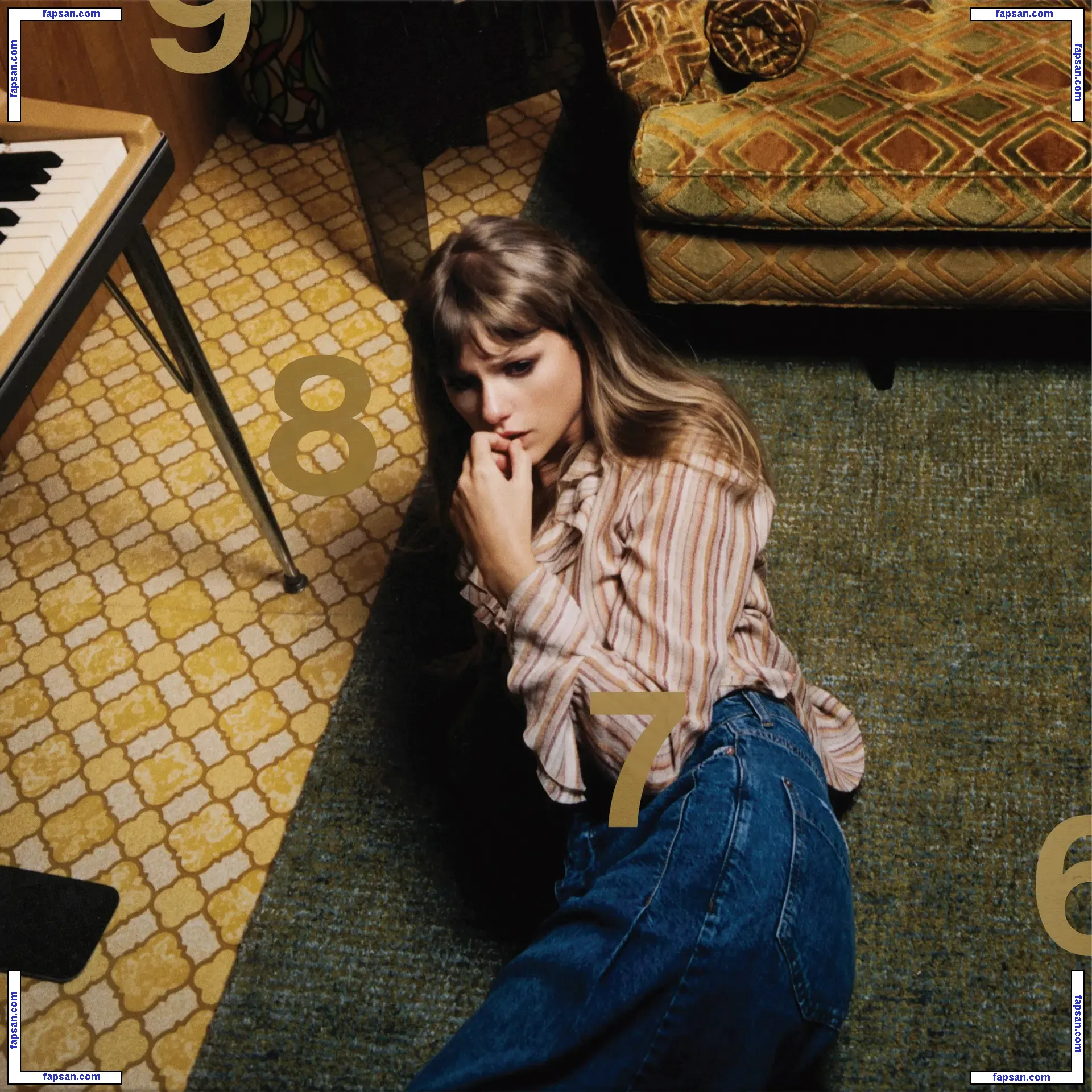 Taylor Swift nude photo #2158 from OnlyFans