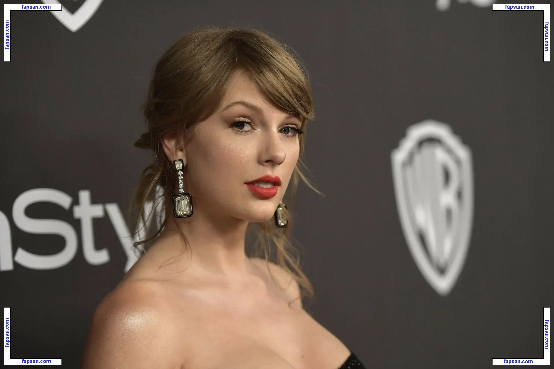 Taylor Swift nude photo #2195 from OnlyFans