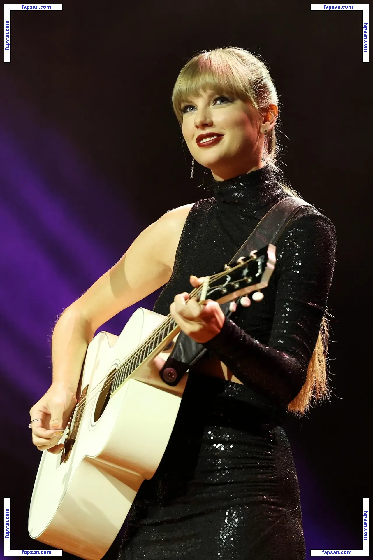 Taylor Swift nude photo #2207 from OnlyFans