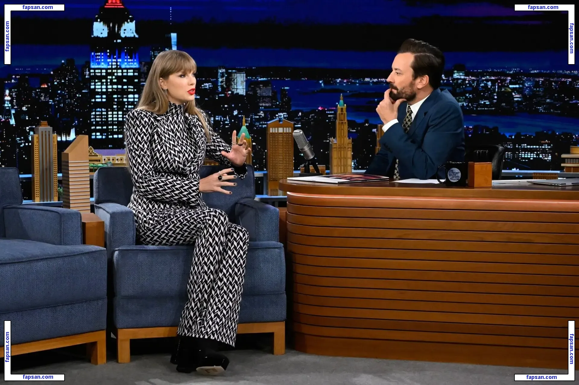 Taylor Swift nude photo #2237 from OnlyFans