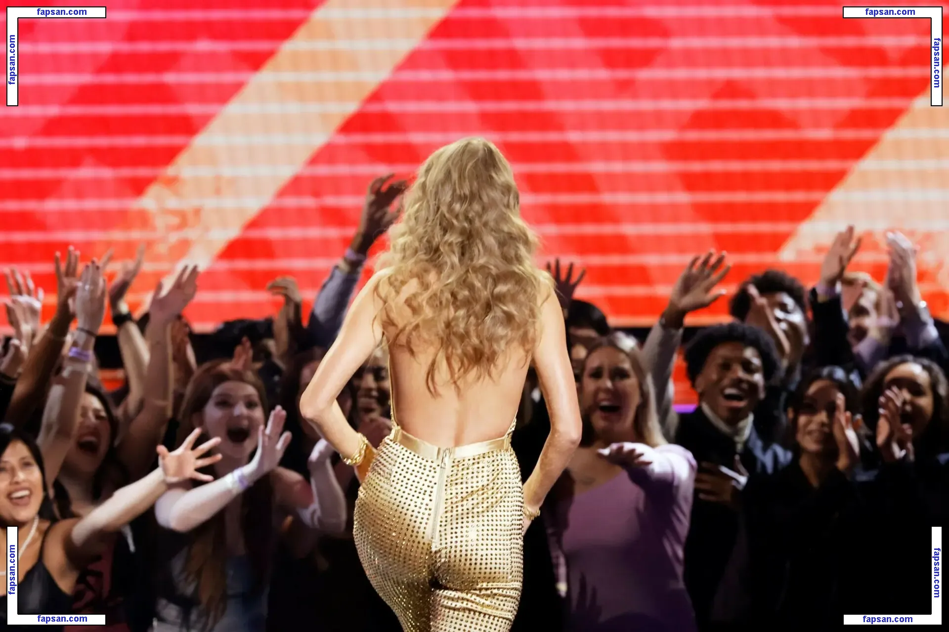 Taylor Swift nude photo #2316 from OnlyFans