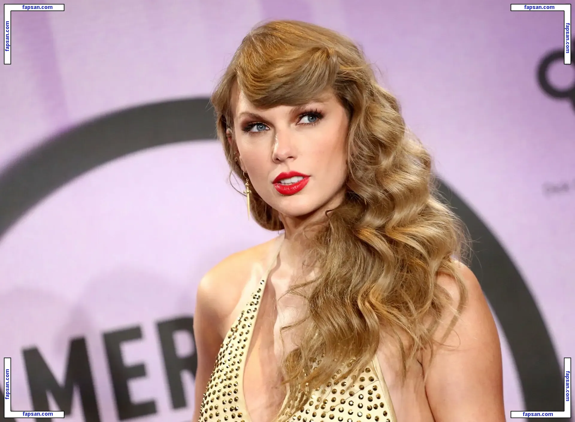 Taylor Swift nude photo #2329 from OnlyFans