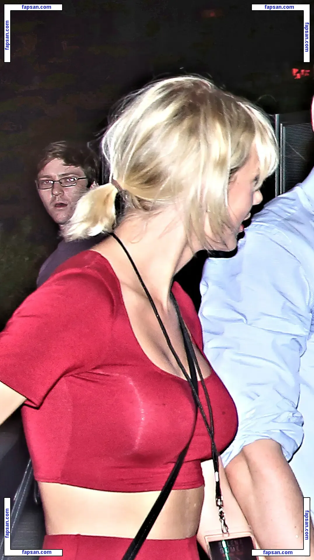 Taylor Swift nude photo #2417 from OnlyFans