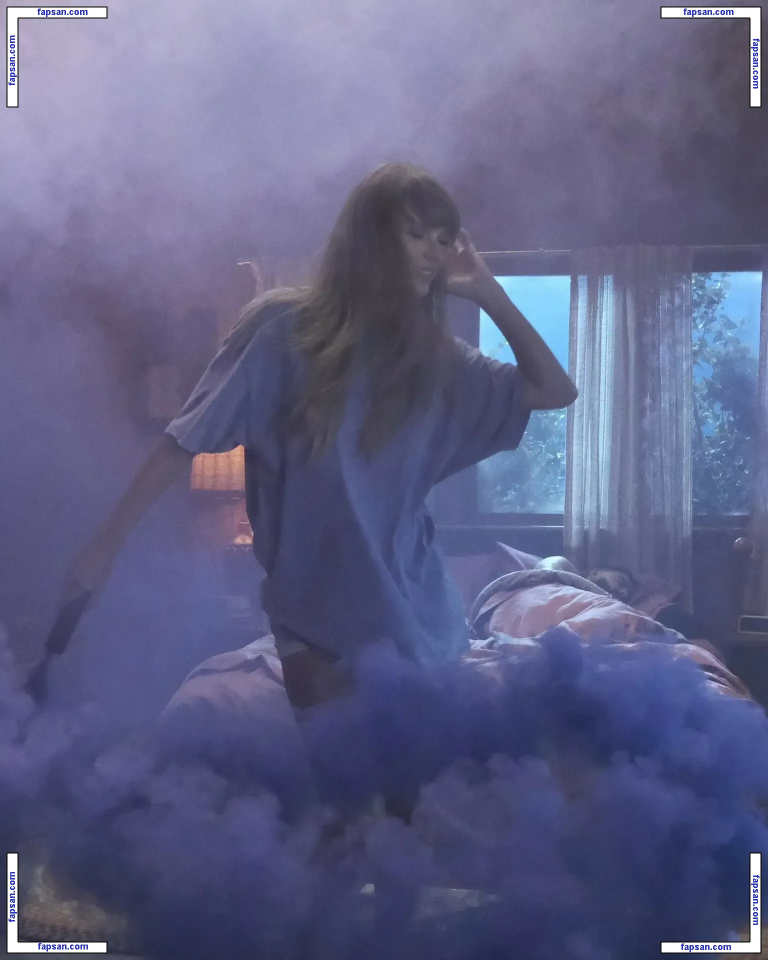 Taylor Swift nude photo #2464 from OnlyFans