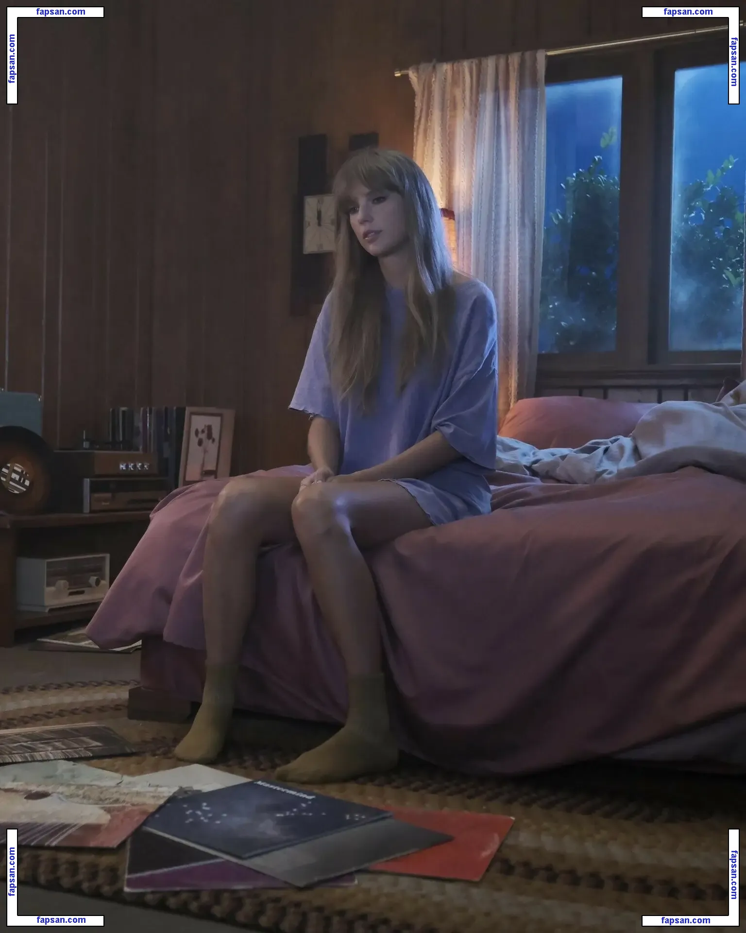 Taylor Swift nude photo #2465 from OnlyFans