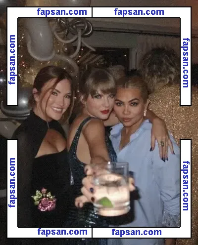 Taylor Swift nude photo #2475 from OnlyFans