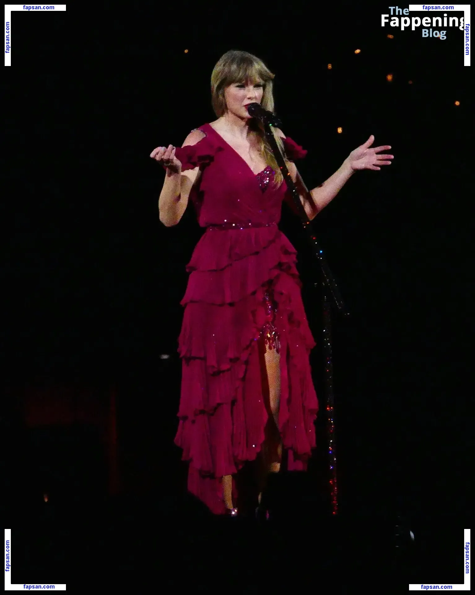 Taylor Swift nude photo #2570 from OnlyFans