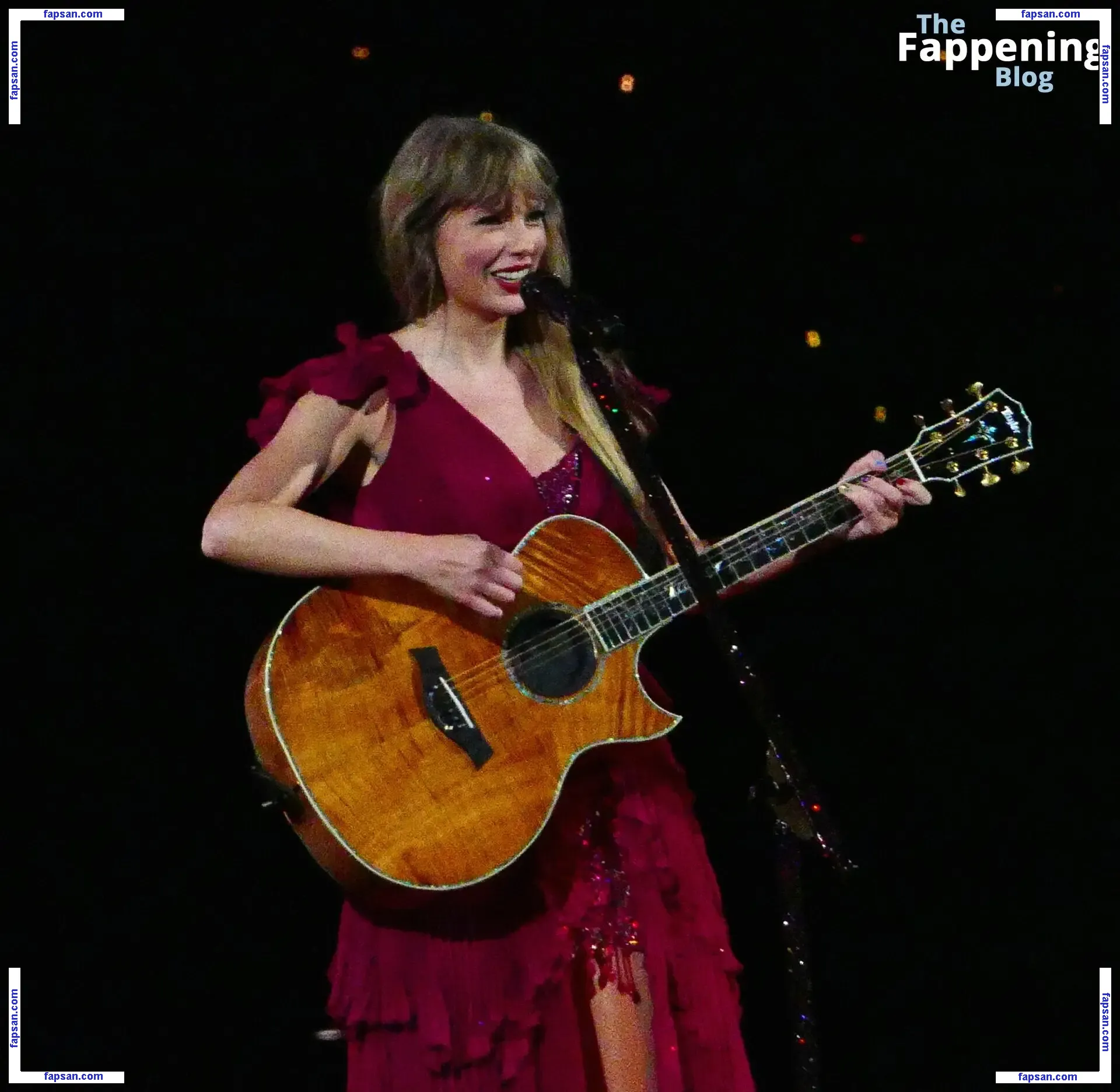 Taylor Swift nude photo #2573 from OnlyFans