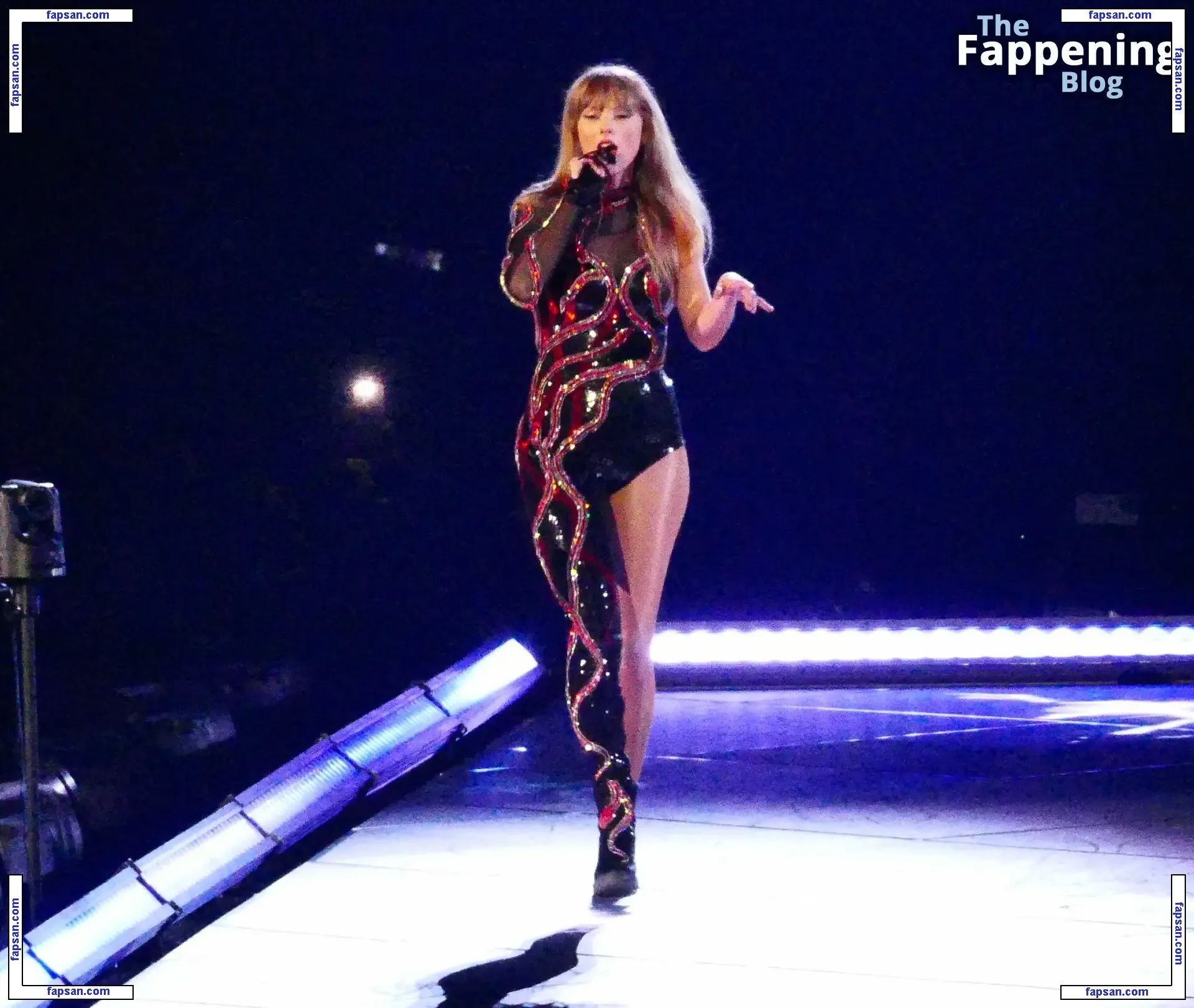 Taylor Swift nude photo #2613 from OnlyFans