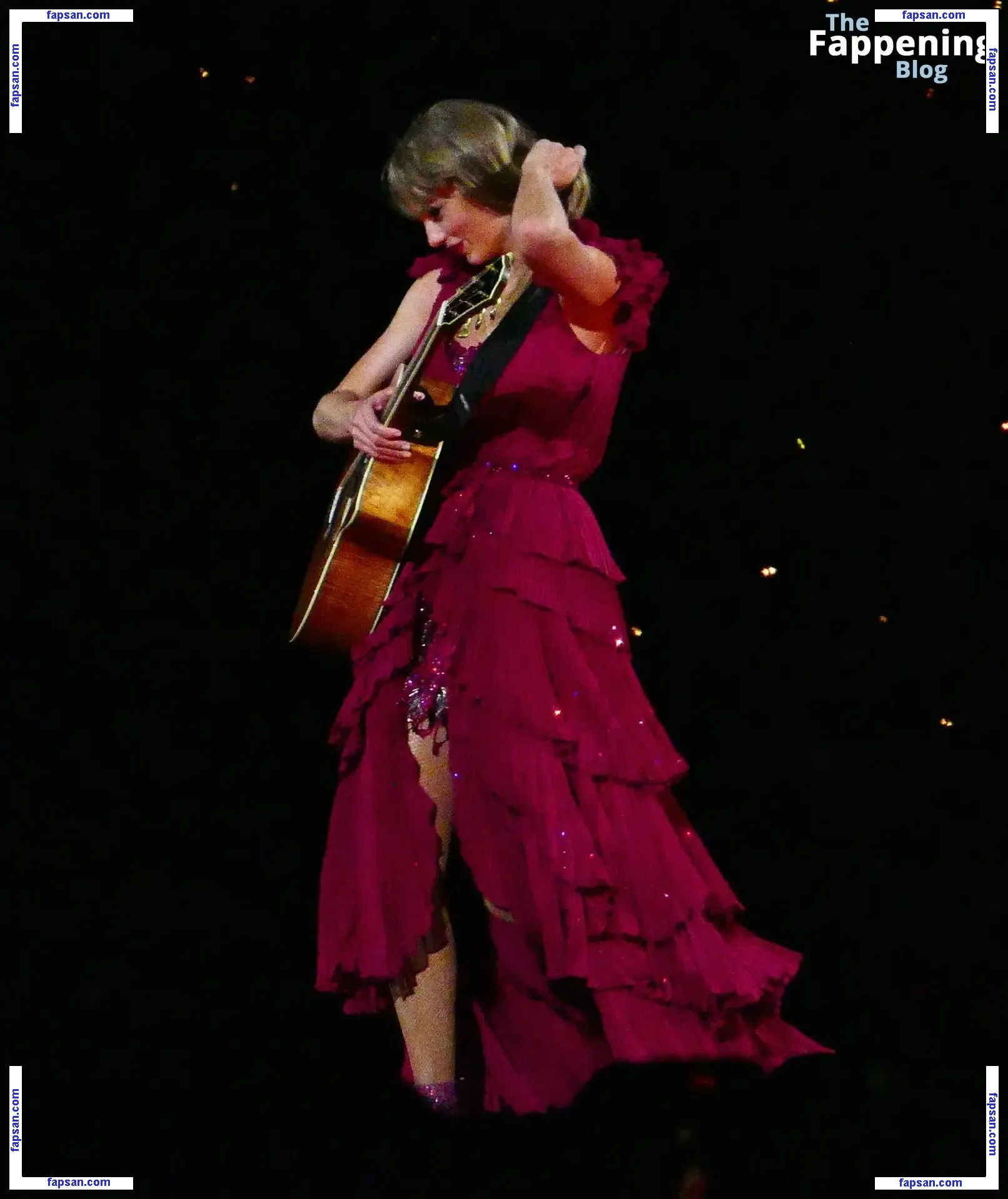 Taylor Swift nude photo #2637 from OnlyFans