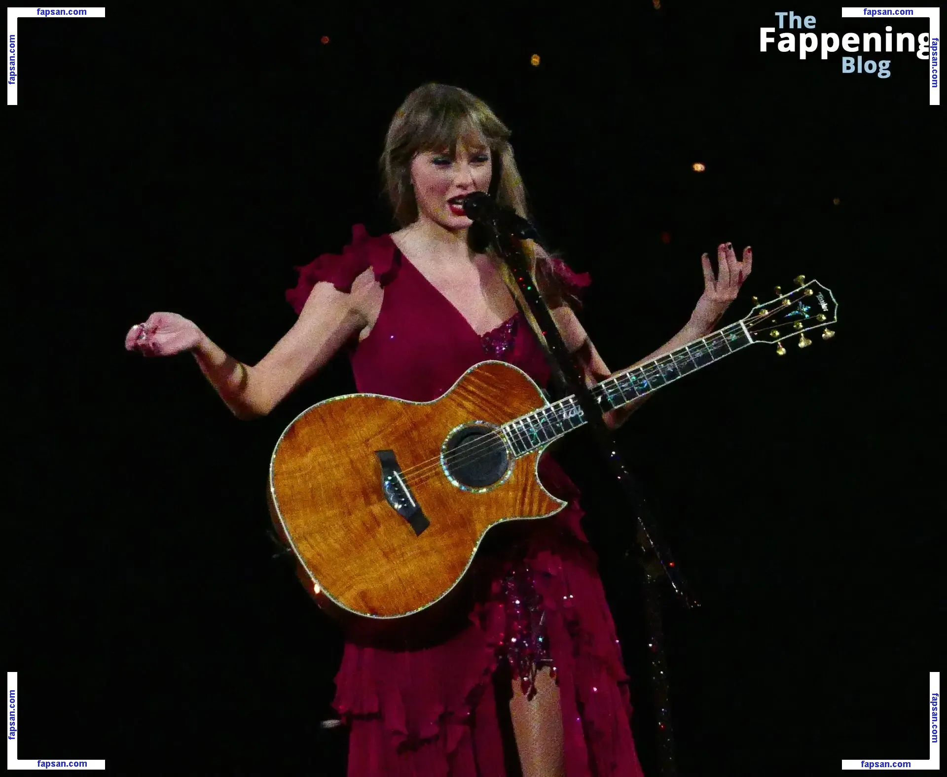 Taylor Swift nude photo #2640 from OnlyFans