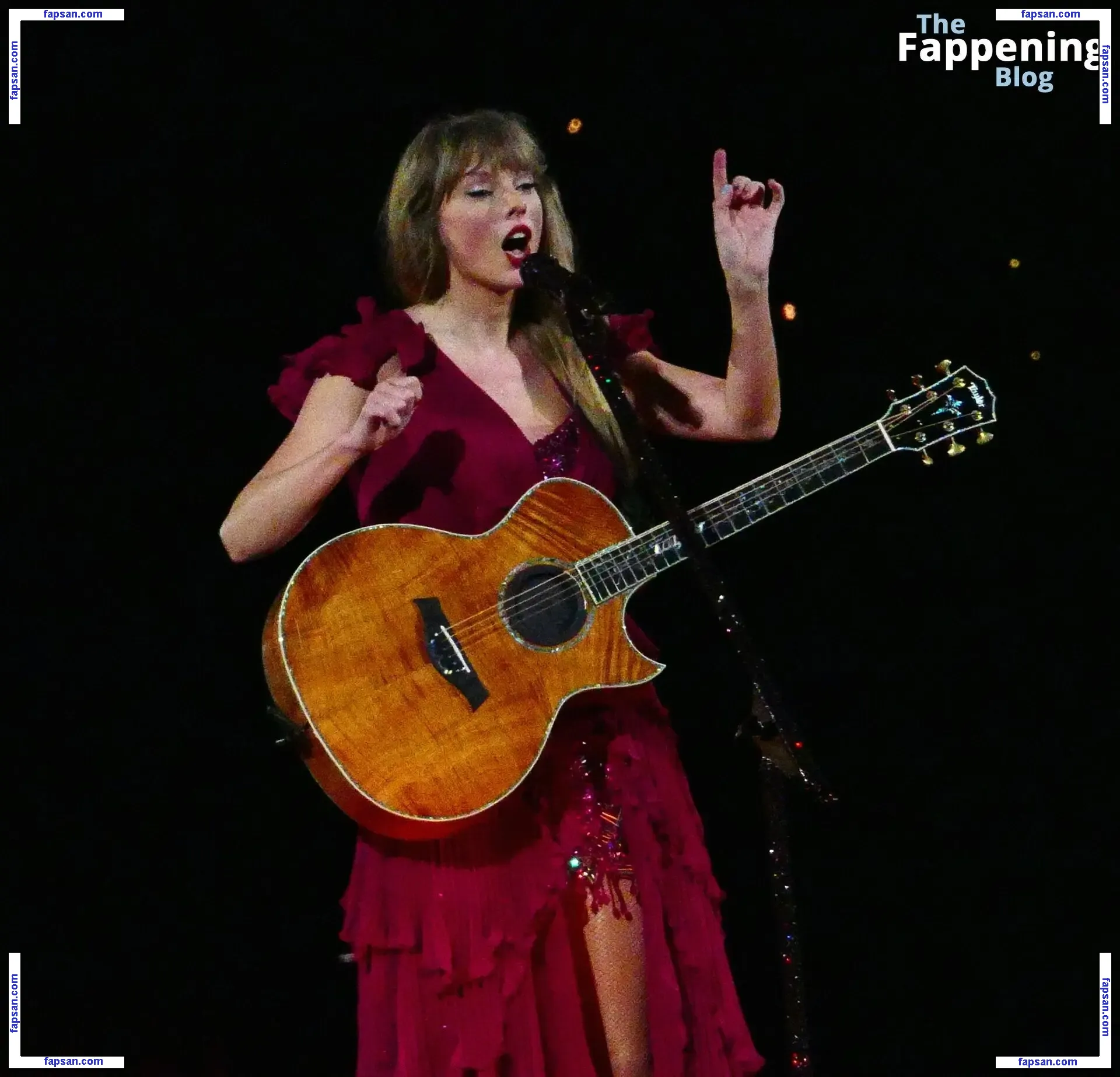 Taylor Swift nude photo #2642 from OnlyFans