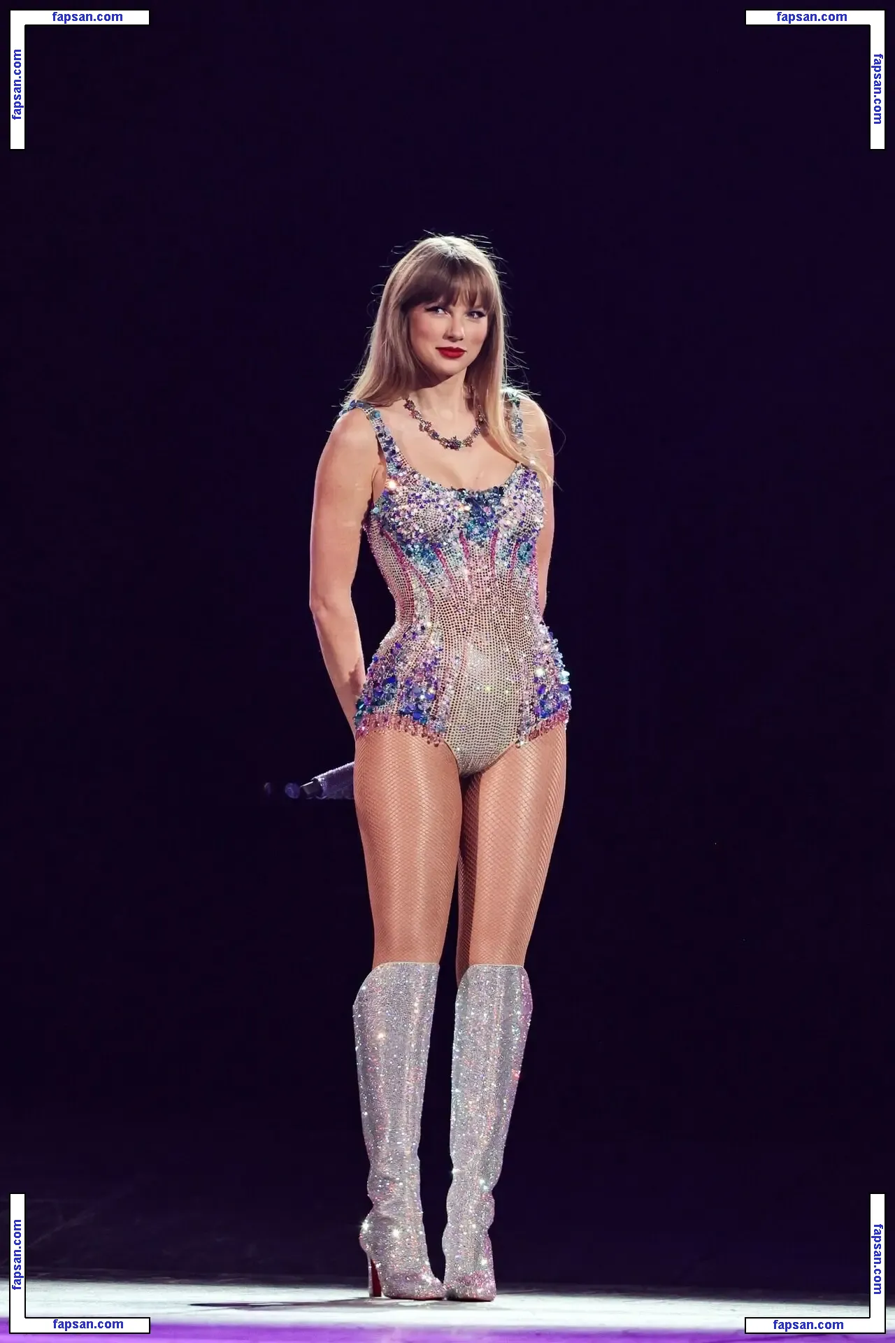 Taylor Swift nude photo #2690 from OnlyFans