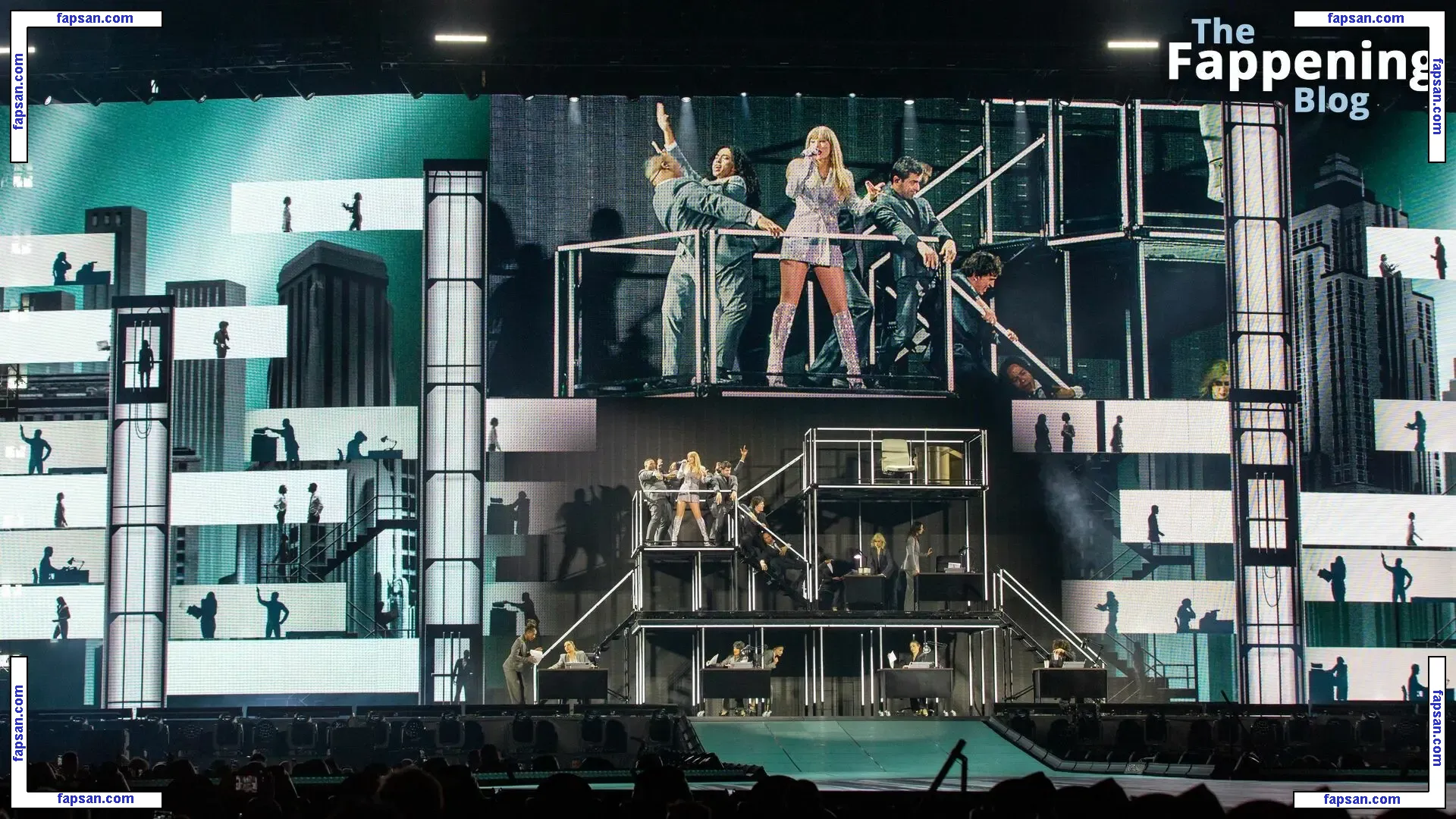 Taylor Swift nude photo #2710 from OnlyFans