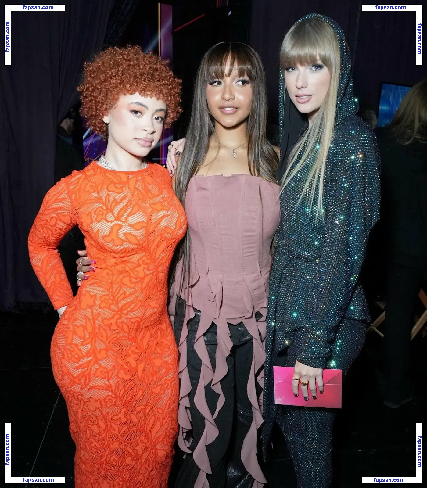 Taylor Swift nude photo #2813 from OnlyFans