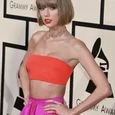 Taylor Swift nude #2192