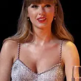 Taylor Swift nude #2215