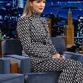 Taylor Swift nude #2231