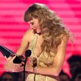 Taylor Swift nude #2332