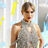 Taylor Swift nude #2356
