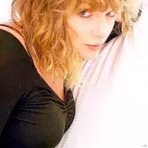 Taylor Swift nude #2369