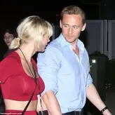 Taylor Swift nude #2371