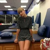 Taylor Swift nude #2453