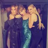 Taylor Swift nude #2473