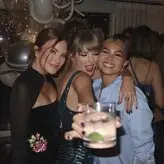 Taylor Swift nude #2474