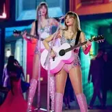 Taylor Swift nude #2668