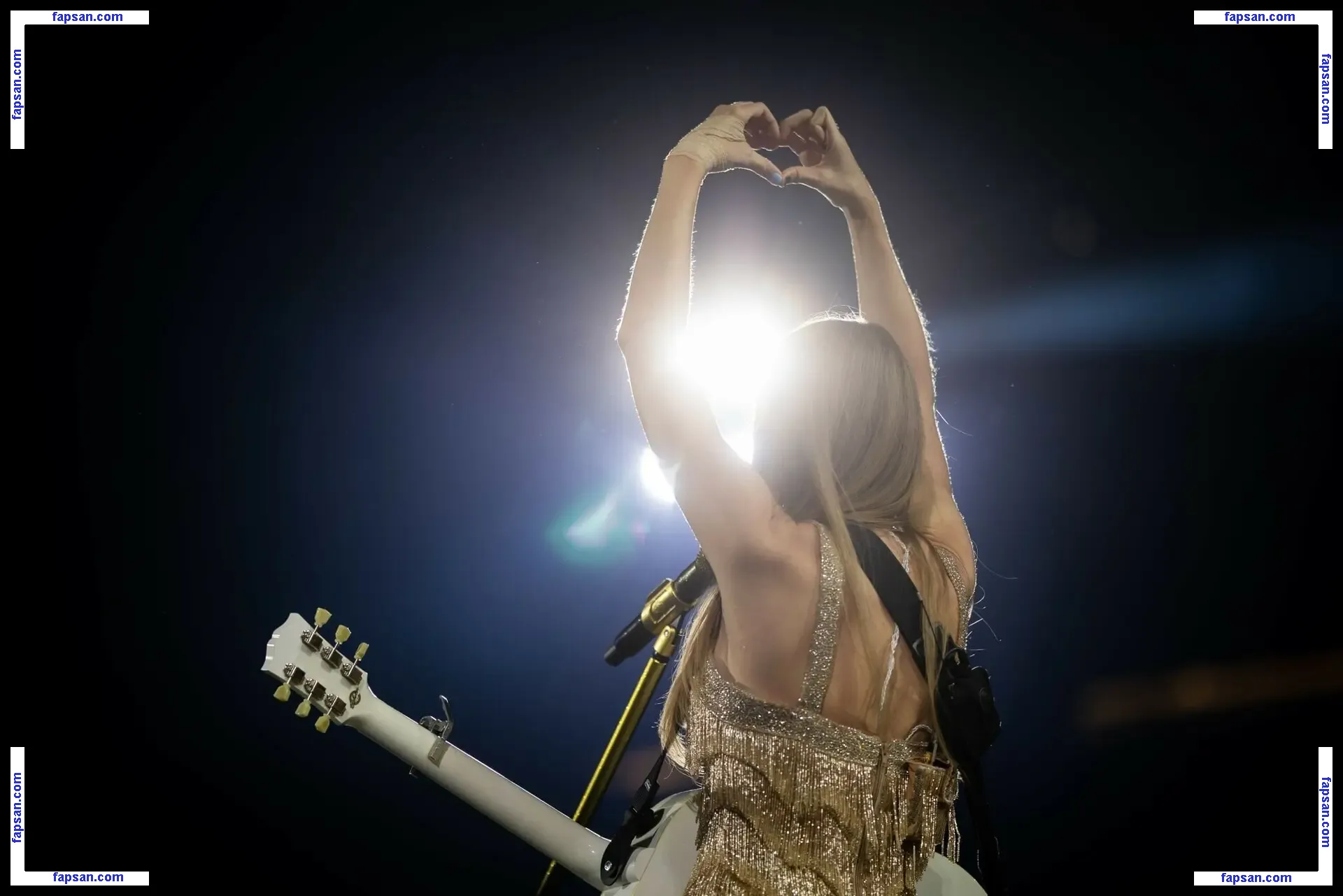 Taylor Swift nude photo #3053 from OnlyFans