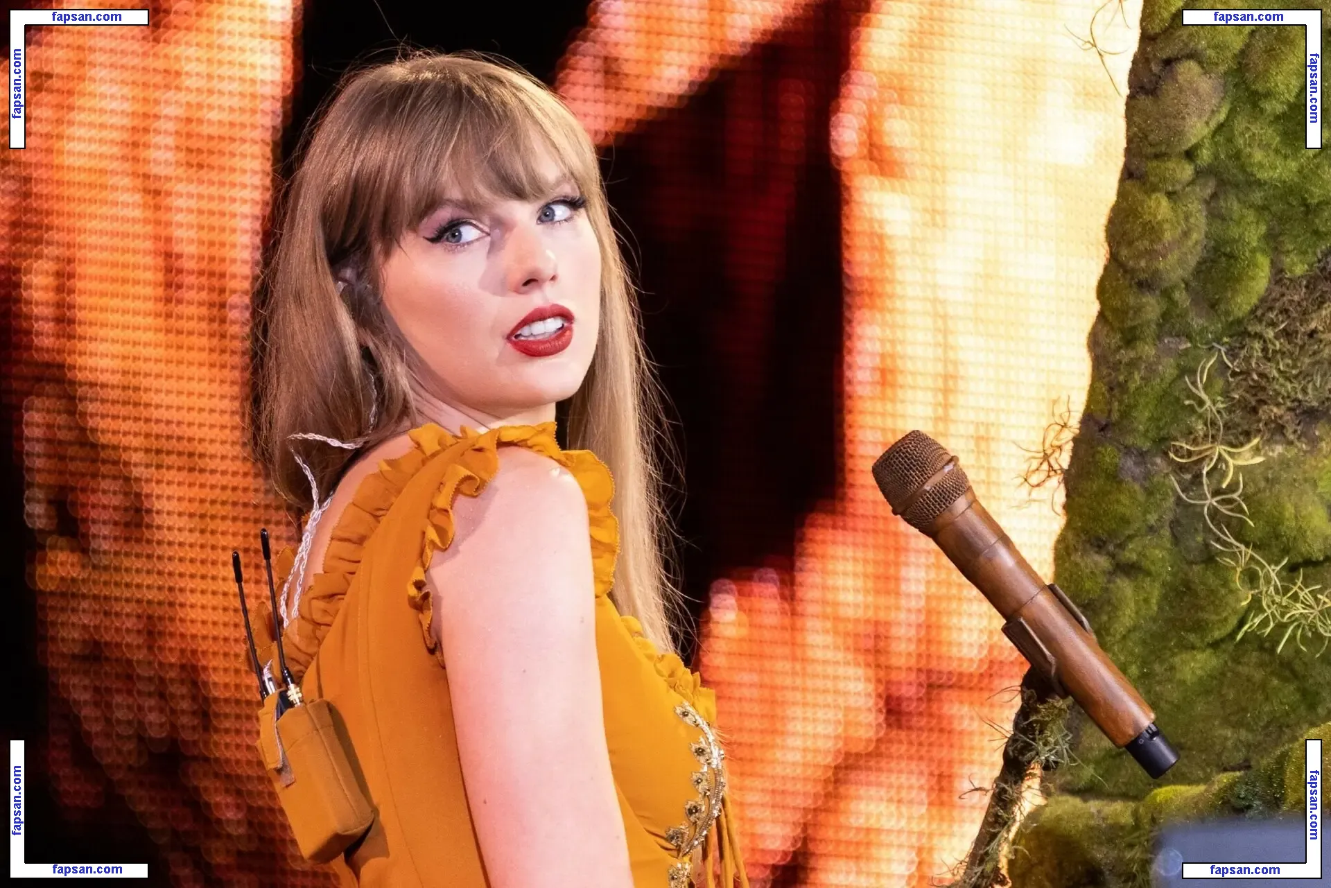 Taylor Swift nude photo #3065 from OnlyFans