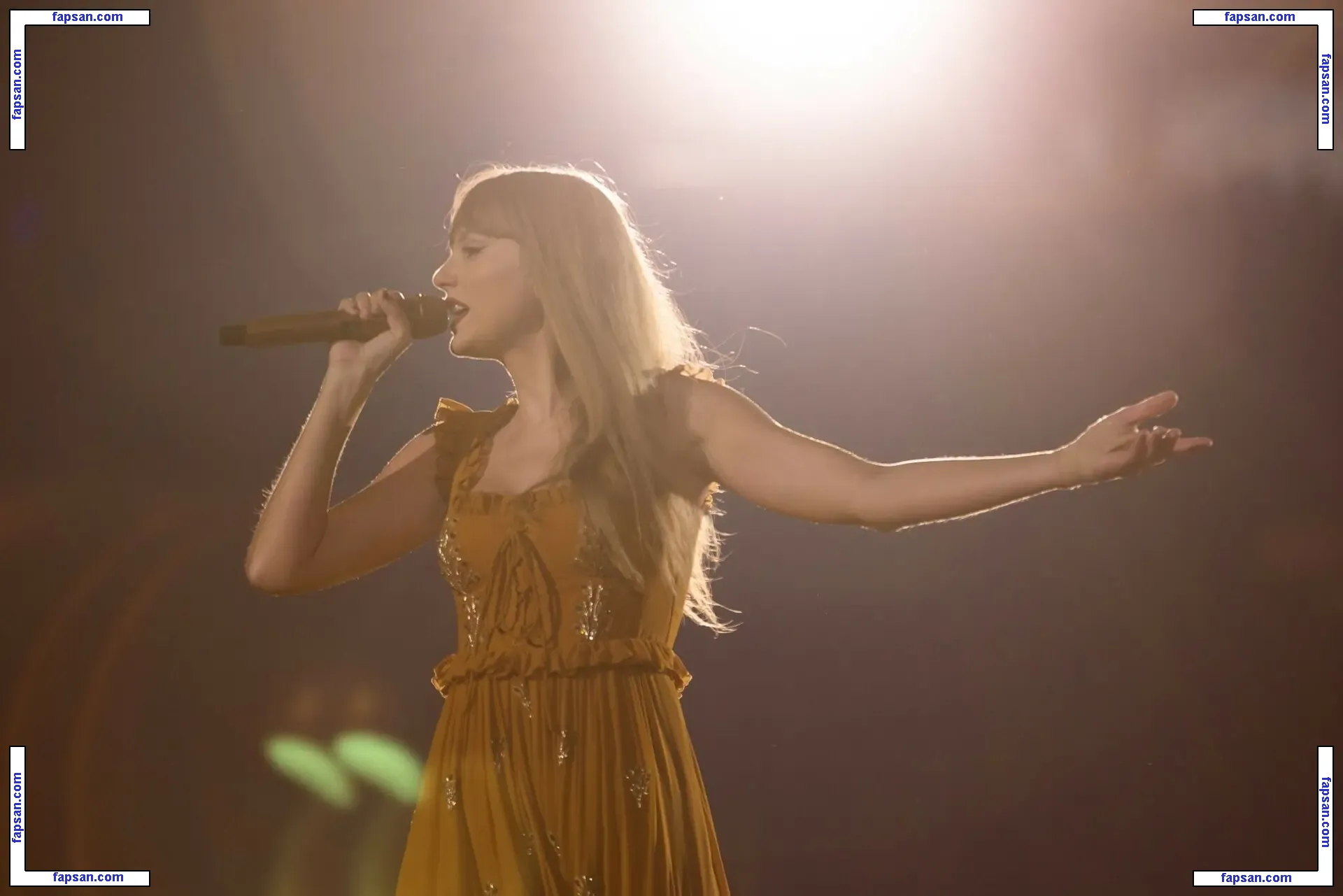 Taylor Swift nude photo #3073 from OnlyFans