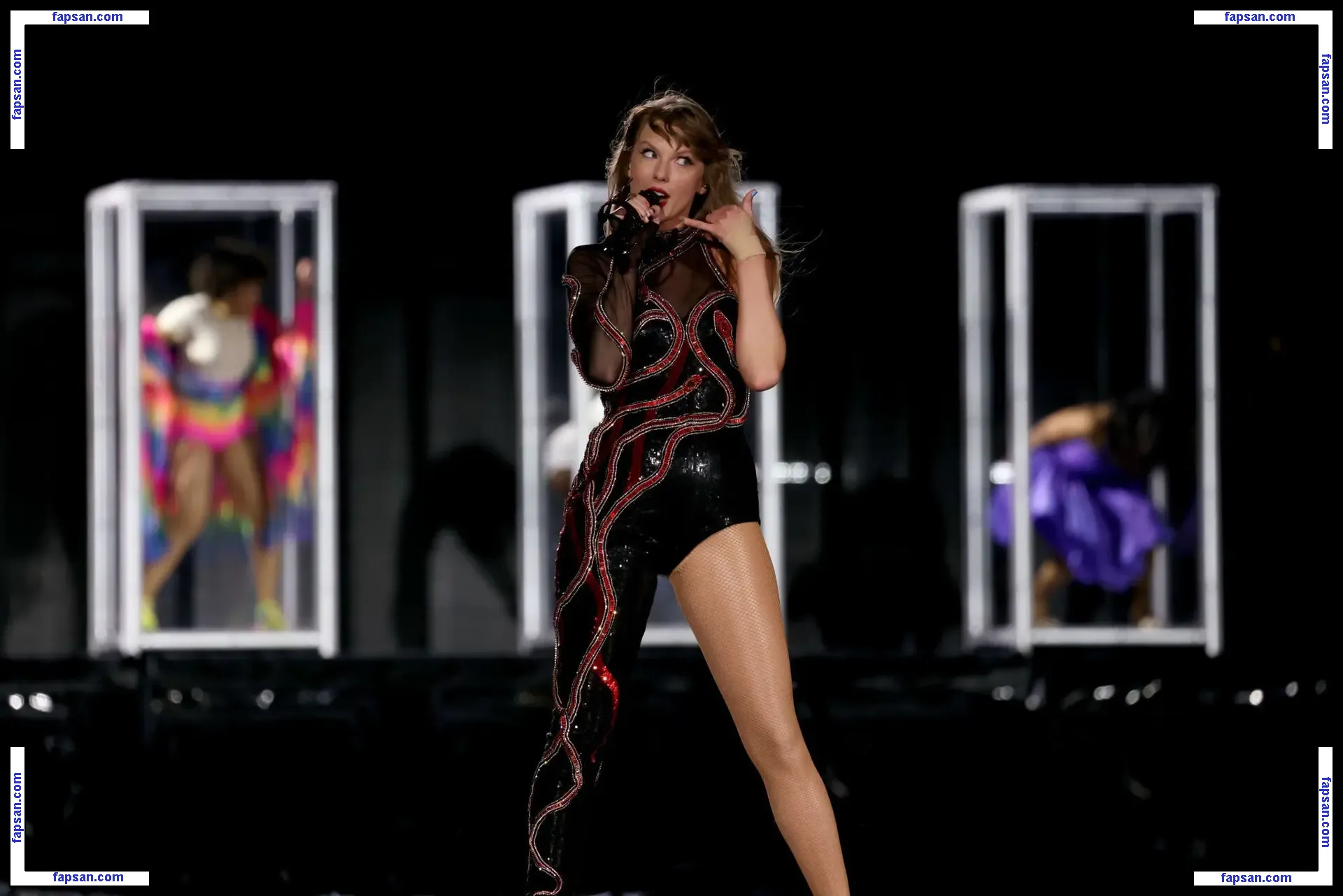 Taylor Swift nude photo #3096 from OnlyFans