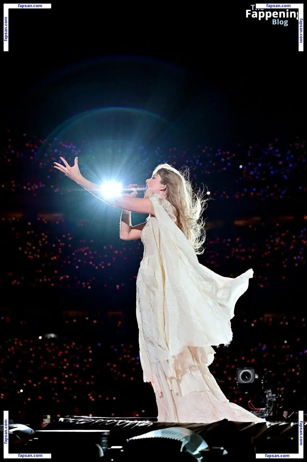 Taylor Swift nude photo #3133 from OnlyFans